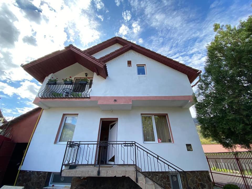 Vila Castelana Качулата Екстериор снимка