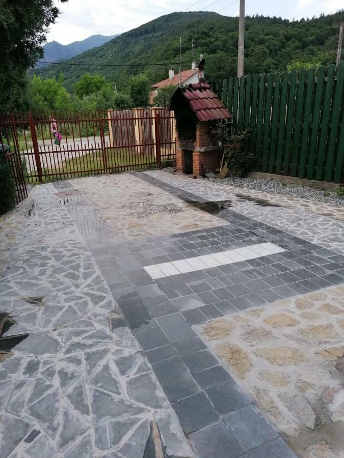 Vila Castelana Качулата Екстериор снимка